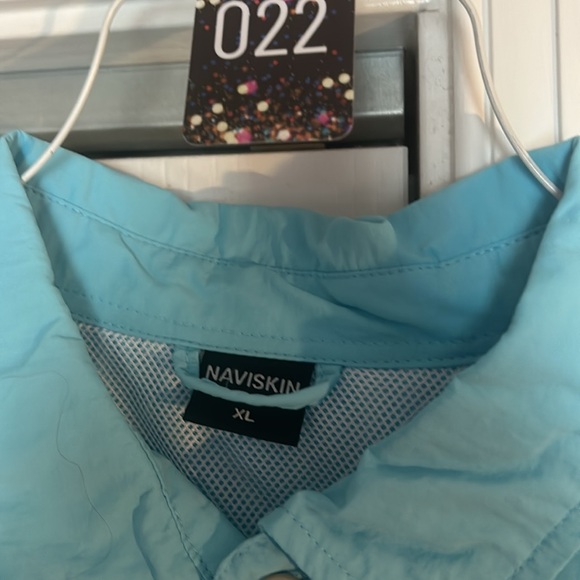 Naviskin men’s long sleeve lightweight button-down size XL EUC - Picture 2 of 5